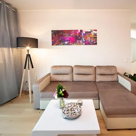 Maya's Flats & - River View Appartement *