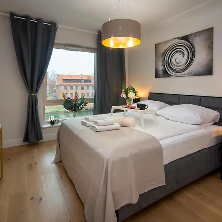 Maya's Flats & - River View * Gdańsk