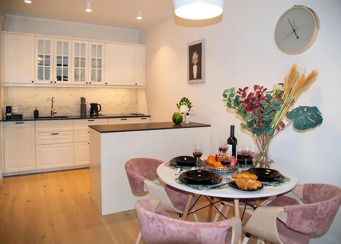 Maya's Flats & - River View * 그단스크