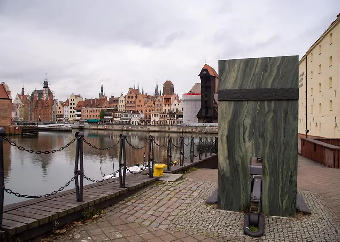 Maya's Flats & - River View 아파트 그단스크